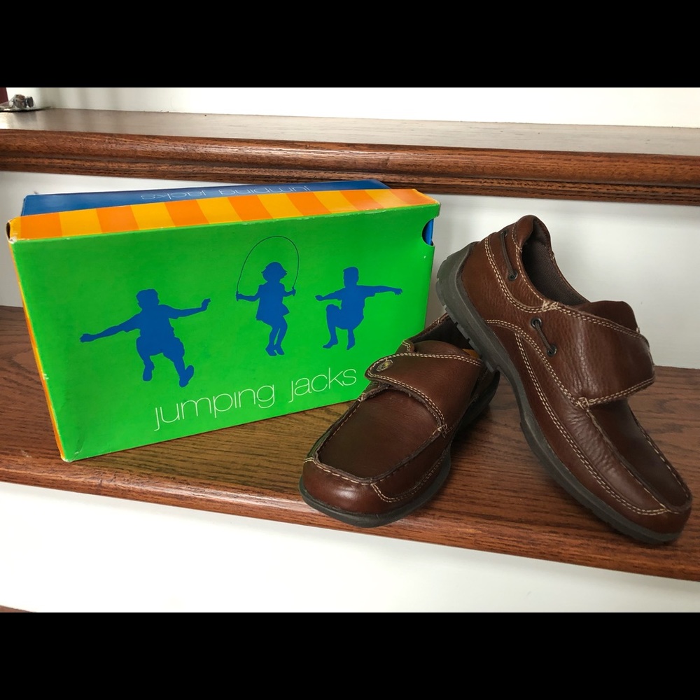 Jumping jacks boys shoes